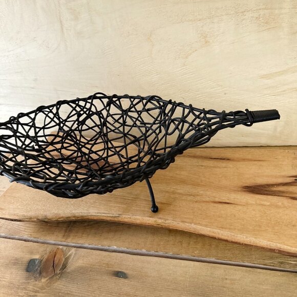 Mid Century Rattan Woven Basket Metal Leaf Brown - Picture 5 of 7